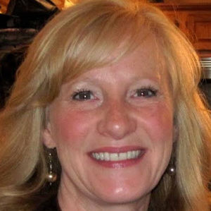 Meet your Posher, Debbie